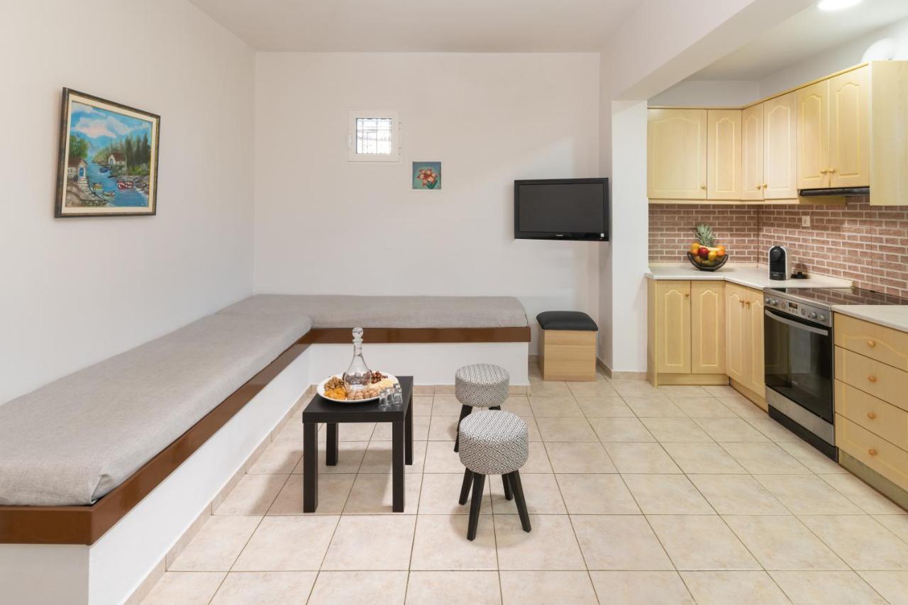 Aelia Home Luaran gambar